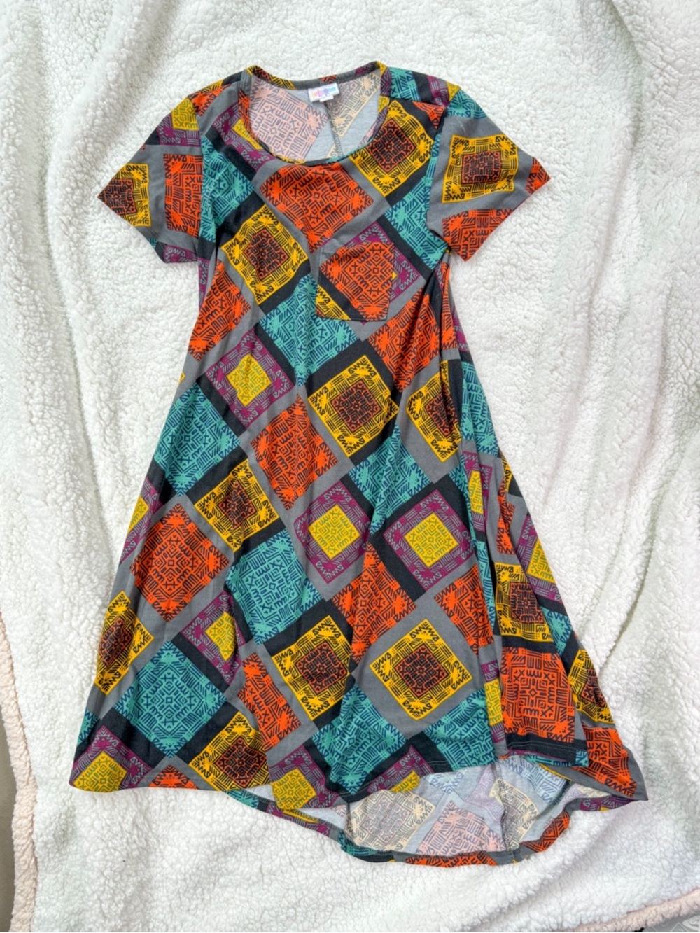 LuLaRoe Carly Dress XXS Multicolor Geometric High Low Swing Tunic